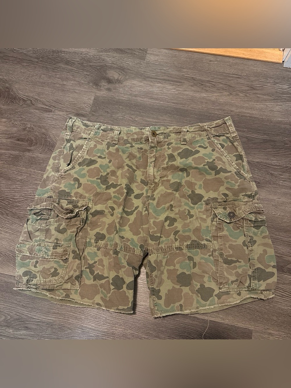 American Eagle Cargo Shorts
